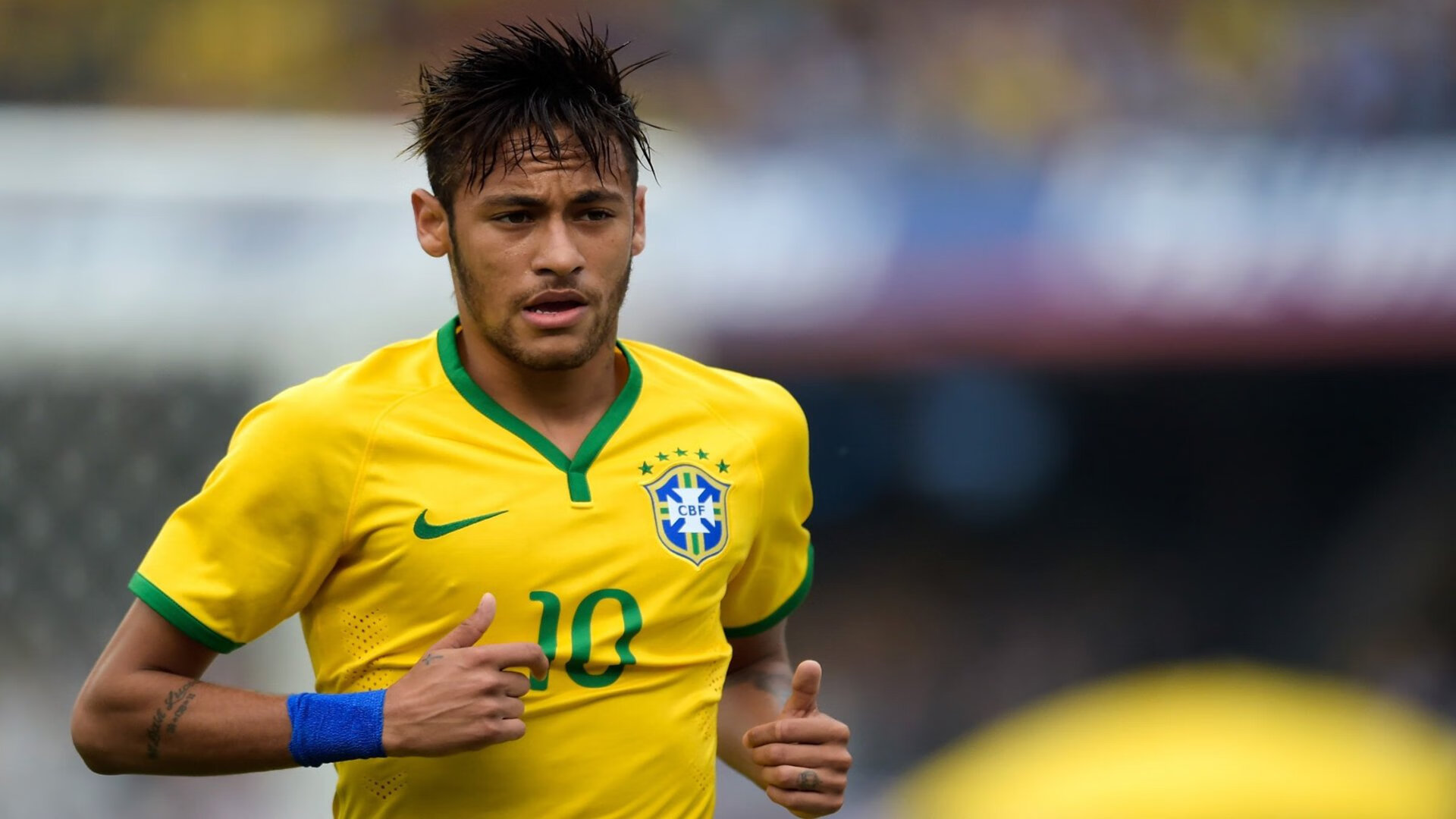 球队实力逐渐显现,冠军之路漫长,足球冠军球队